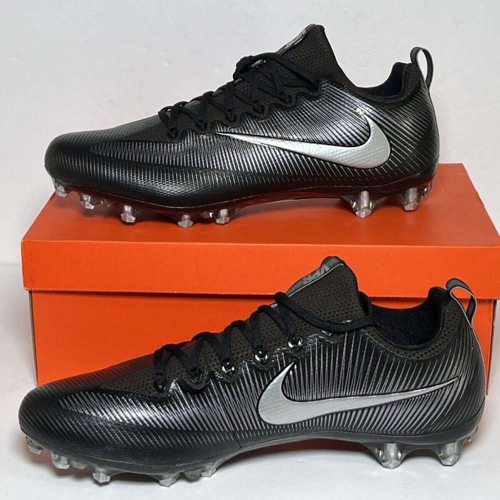 NIB Nike Vapor Untouchable Pro Low Men's Football Cleats Size 13.5